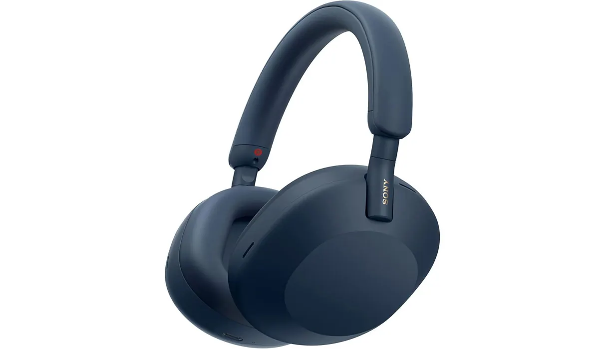 Sony WH-1000XM5 Midnight Blue headphones with hard case product photo placeholder